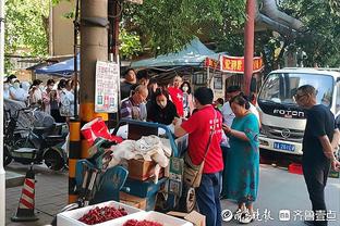 解说谈上海德比：这些年最刺激的国内比赛，马莱莱的抽象画龙点睛